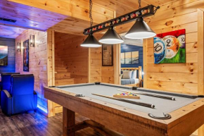 4 BD Luxury Cabin-Pool Table-Arcade-Hot Tub-Fire Pit-Coffee Bar-S'mores Bars
